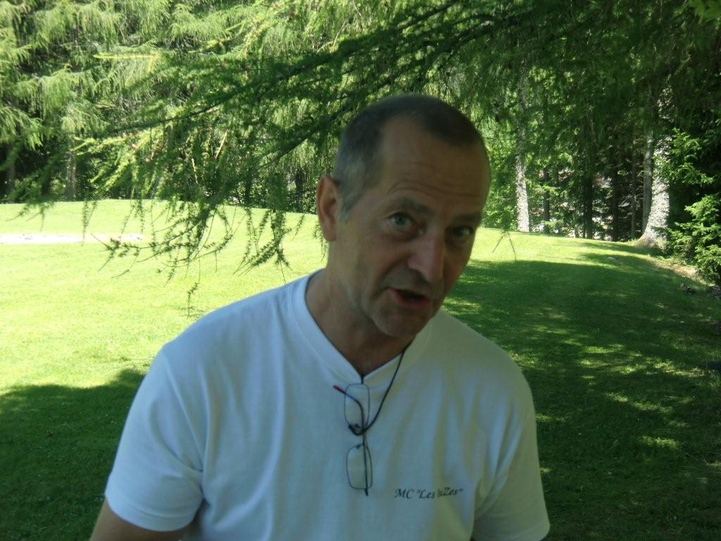 Denis - MC Les BuZes